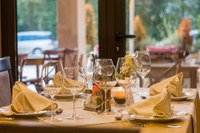 Coronavirus, apertura di bar e attività di ristorazione dalle 6 alle 18 in tutta l'Emilia-Romagna