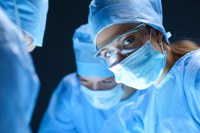 Coronavirus, mascherine al personale sanitario: allestiti in tre giorni dall'Università di Bologna due laboratori per test sicurezza