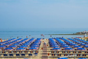 Frisoni sulla Direttiva Bolkestein: priorità alla tutela del turismo balneare