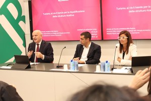 Turismo, la Regione rilancia: stanziati 11 milioni per migliorare l'offerta Turismo, la Regione rilancia: stanziati 11 milioni per migliorare l'offerta