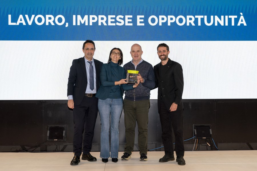 ERREA' SPORT SPA Menzione Lavoro imprese opportunità.jpg