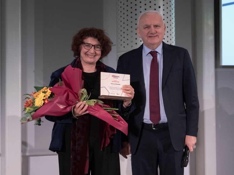 Paola Alessandri vincitrice del Premio Dedizione